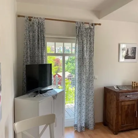 Διαμέρισμα Gaestehaus Lina *