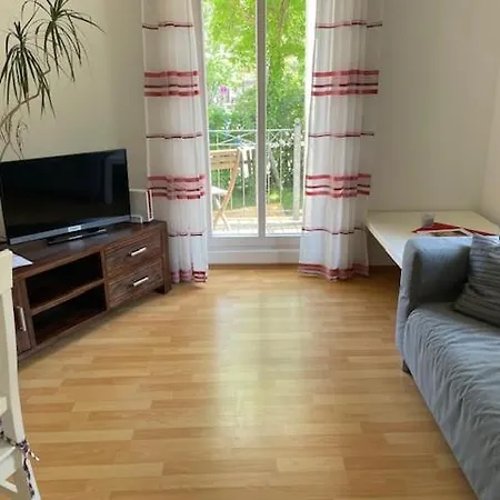 Διαμέρισμα Gaestehaus Lina